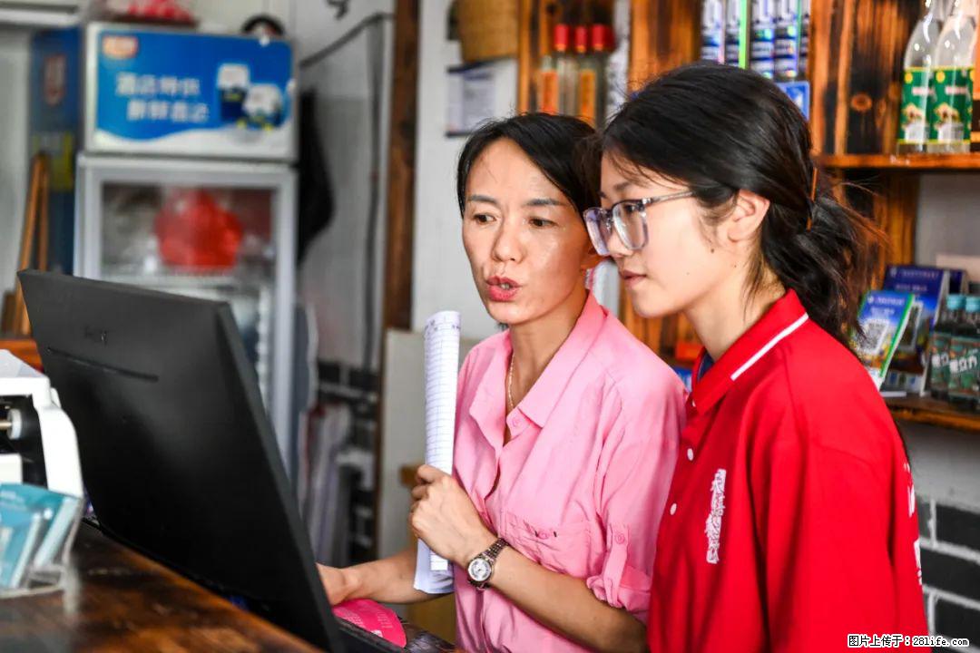 全网追的“扁担女孩”,找了一份暑假工,时薪12元 - 甘南生活资讯 - 甘南28生活网 gn.28life.com